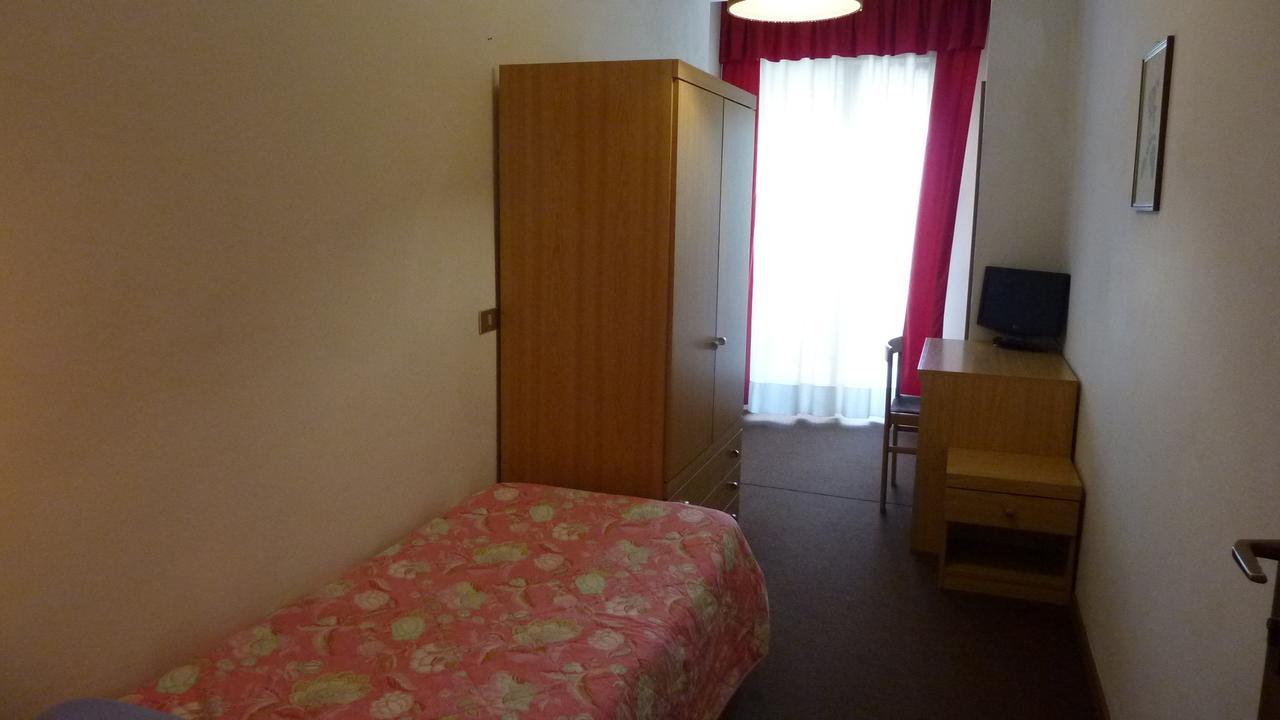 Hotel Terminus Левико Терме Екстериор снимка