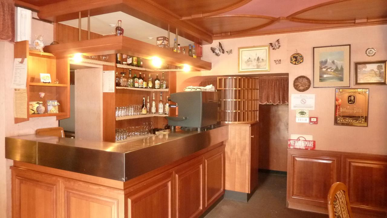 Hotel Terminus Левико Терме Екстериор снимка