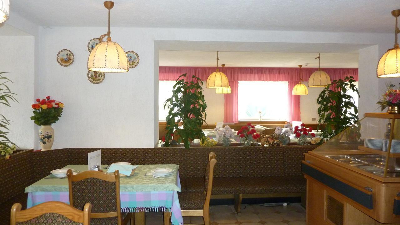 Hotel Terminus Левико Терме Екстериор снимка