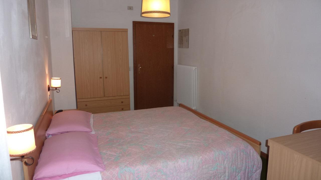 Hotel Terminus Левико Терме Екстериор снимка